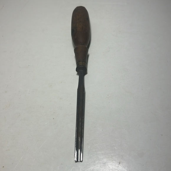 Vintage wood carving tool 1/4” U channel - Picture 4 of 6